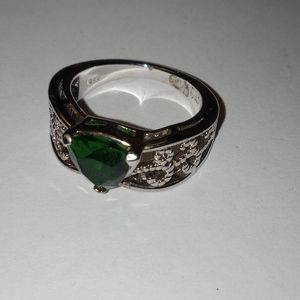 .925 Fashion lab emerald ring